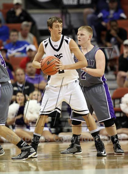 Thumbnail 2 in Water Valley vs. Douglass (UIL 1A Semifinal) photogallery.