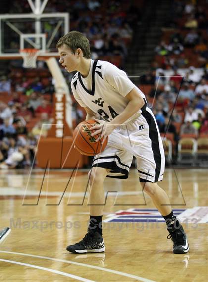 Thumbnail 3 in Water Valley vs. Douglass (UIL 1A Semifinal) photogallery.