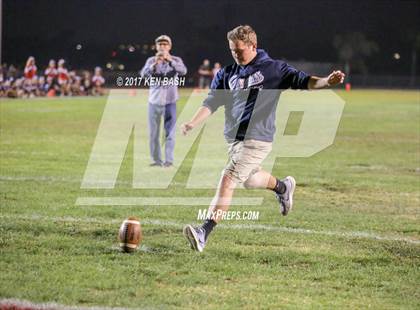 Thumbnail 2 in Camarillo @ Rio Mesa photogallery.