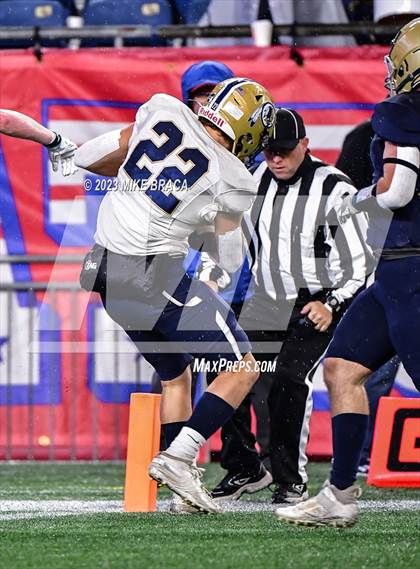 Thumbnail 2 in Foxborough vs Hanover (MIAA D5 Final) photogallery.