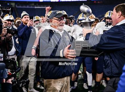 Thumbnail 3 in Foxborough vs Hanover (MIAA D5 Final) photogallery.