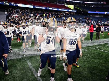 Thumbnail 2 in Foxborough vs Hanover (MIAA D5 Final) photogallery.
