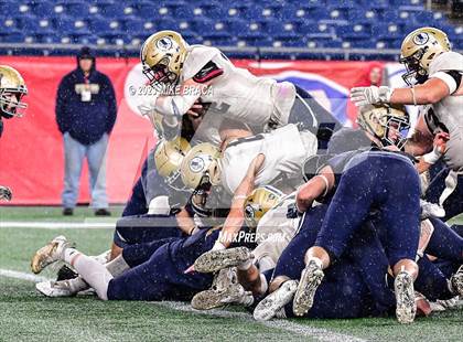 Thumbnail 3 in Foxborough vs Hanover (MIAA D5 Final) photogallery.