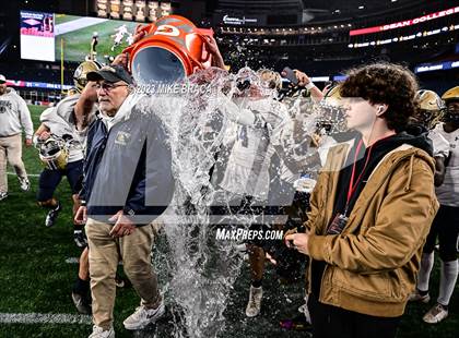 Thumbnail 1 in Foxborough vs Hanover (MIAA D5 Final) photogallery.