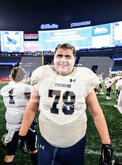 Thumbnail 2 in Foxborough vs Hanover (MIAA D5 Final) photogallery.