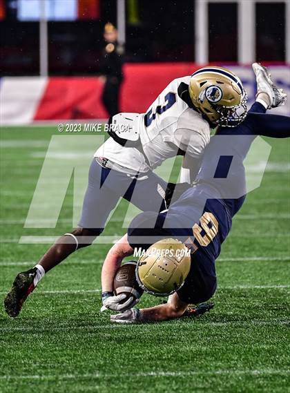 Thumbnail 1 in Foxborough vs Hanover (MIAA D5 Final) photogallery.