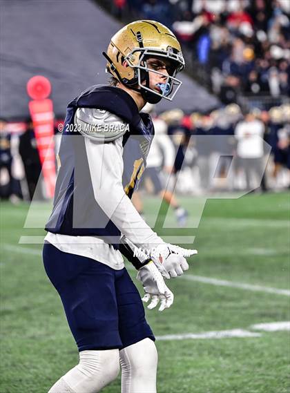 Thumbnail 1 in Foxborough vs Hanover (MIAA D5 Final) photogallery.