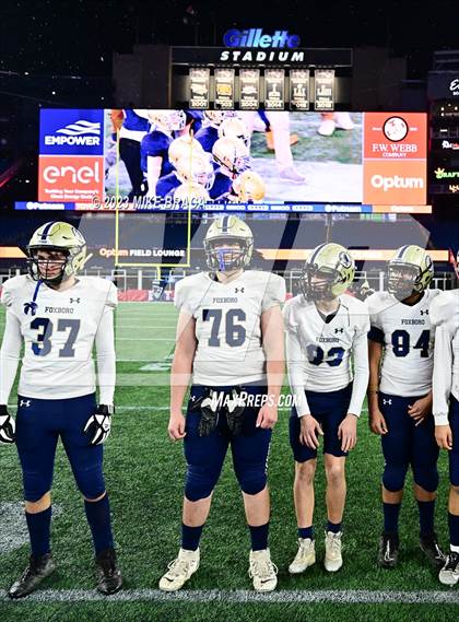 Thumbnail 1 in Foxborough vs Hanover (MIAA D5 Final) photogallery.