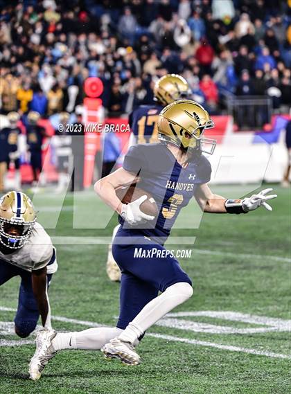 Thumbnail 3 in Foxborough vs Hanover (MIAA D5 Final) photogallery.