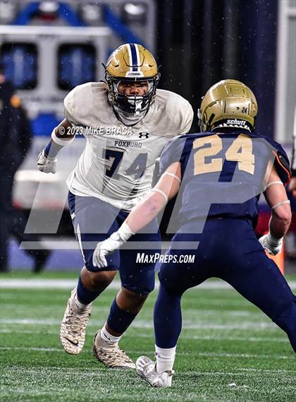 Thumbnail 2 in Foxborough vs Hanover (MIAA D5 Final) photogallery.