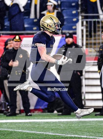 Thumbnail 1 in Foxborough vs Hanover (MIAA D5 Final) photogallery.