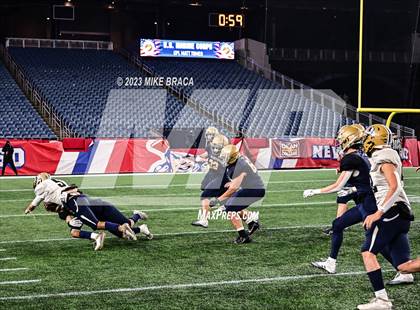 Thumbnail 2 in Foxborough vs Hanover (MIAA D5 Final) photogallery.