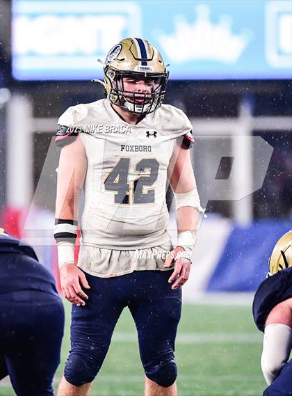 Thumbnail 1 in Foxborough vs Hanover (MIAA D5 Final) photogallery.