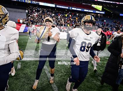 Thumbnail 3 in Foxborough vs Hanover (MIAA D5 Final) photogallery.