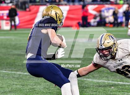Thumbnail 1 in Foxborough vs Hanover (MIAA D5 Final) photogallery.