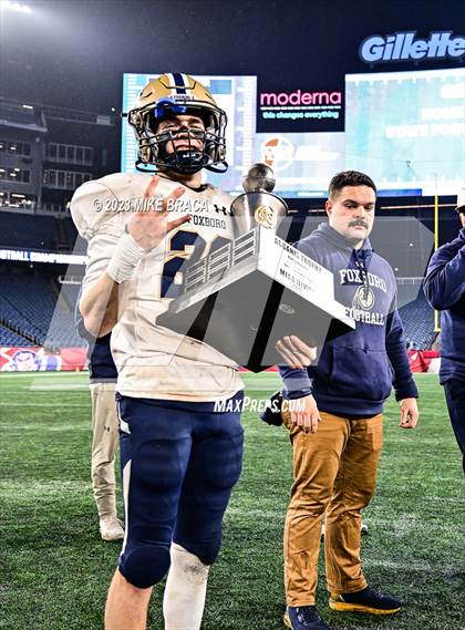 Thumbnail 3 in Foxborough vs Hanover (MIAA D5 Final) photogallery.