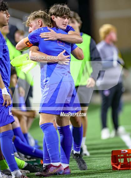Thumbnail 1 in Grand Oaks vs Dekaney (UIL 6A D2 Soccer Bi-District Playoffs) photogallery.