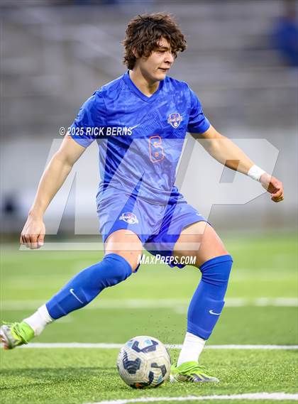 Thumbnail 3 in Grand Oaks vs Dekaney (UIL 6A D2 Soccer Bi-District Playoffs) photogallery.