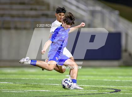 Thumbnail 2 in Grand Oaks vs Dekaney (UIL 6A D2 Soccer Bi-District Playoffs) photogallery.