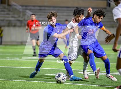 Thumbnail 2 in Grand Oaks vs Dekaney (UIL 6A D2 Soccer Bi-District Playoffs) photogallery.