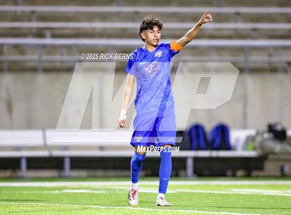 Thumbnail 2 in Grand Oaks vs Dekaney (UIL 6A D2 Soccer Bi-District Playoffs) photogallery.