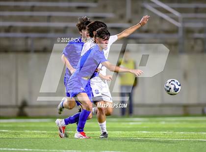 Thumbnail 1 in Grand Oaks vs Dekaney (UIL 6A D2 Soccer Bi-District Playoffs) photogallery.