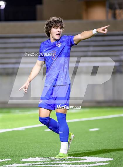 Thumbnail 2 in Grand Oaks vs Dekaney (UIL 6A D2 Soccer Bi-District Playoffs) photogallery.