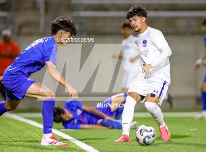 Thumbnail 2 in Grand Oaks vs Dekaney (UIL 6A D2 Soccer Bi-District Playoffs) photogallery.