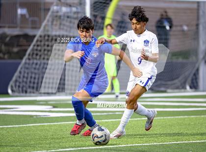 Thumbnail 2 in Grand Oaks vs Dekaney (UIL 6A D2 Soccer Bi-District Playoffs) photogallery.