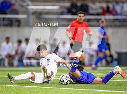 Thumbnail 3 in Grand Oaks vs Dekaney (UIL 6A D2 Soccer Bi-District Playoffs) photogallery.