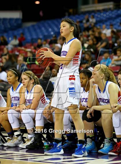 Thumbnail 3 in Rio Linda vs Christian Brothers (CIF SJS D3 Final) photogallery.