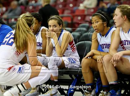Thumbnail 3 in Rio Linda vs Christian Brothers (CIF SJS D3 Final) photogallery.