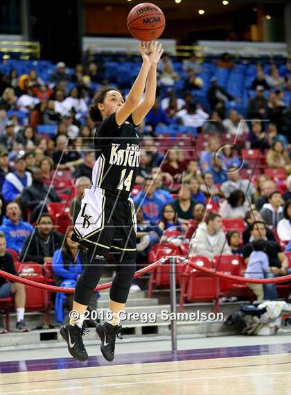 Thumbnail 1 in Rio Linda vs Christian Brothers (CIF SJS D3 Final) photogallery.