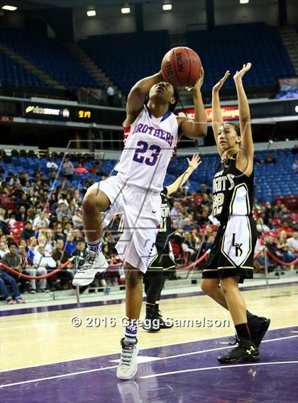 Thumbnail 2 in Rio Linda vs Christian Brothers (CIF SJS D3 Final) photogallery.