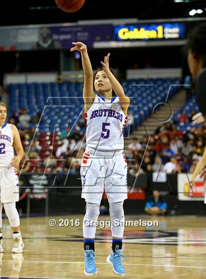 Thumbnail 3 in Rio Linda vs Christian Brothers (CIF SJS D3 Final) photogallery.