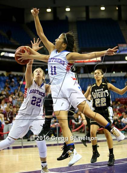 Thumbnail 1 in Rio Linda vs Christian Brothers (CIF SJS D3 Final) photogallery.