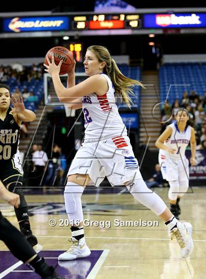 Thumbnail 1 in Rio Linda vs Christian Brothers (CIF SJS D3 Final) photogallery.