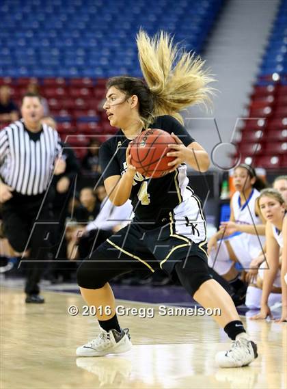 Thumbnail 3 in Rio Linda vs Christian Brothers (CIF SJS D3 Final) photogallery.