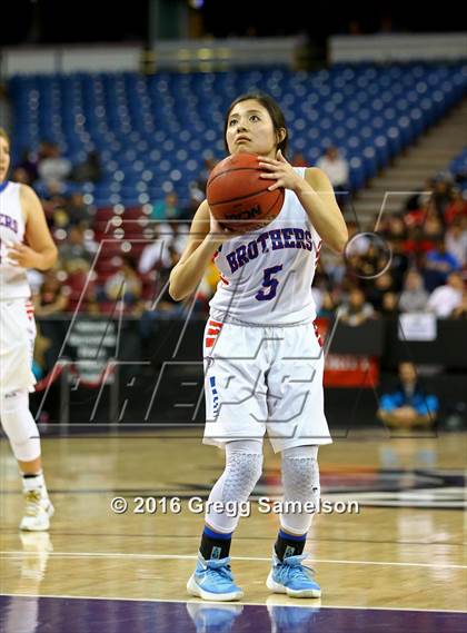 Thumbnail 2 in Rio Linda vs Christian Brothers (CIF SJS D3 Final) photogallery.