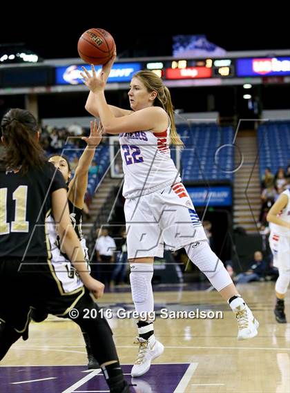 Thumbnail 2 in Rio Linda vs Christian Brothers (CIF SJS D3 Final) photogallery.