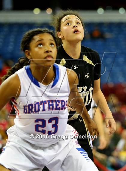 Thumbnail 1 in Rio Linda vs Christian Brothers (CIF SJS D3 Final) photogallery.