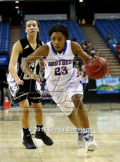 Thumbnail 1 in Rio Linda vs Christian Brothers (CIF SJS D3 Final) photogallery.