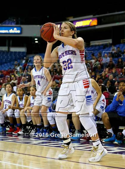 Thumbnail 3 in Rio Linda vs Christian Brothers (CIF SJS D3 Final) photogallery.