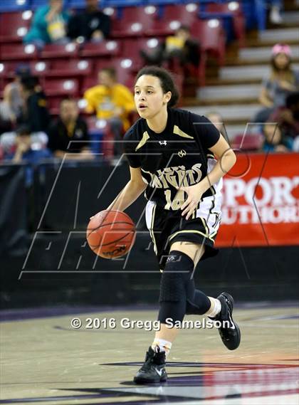 Thumbnail 2 in Rio Linda vs Christian Brothers (CIF SJS D3 Final) photogallery.