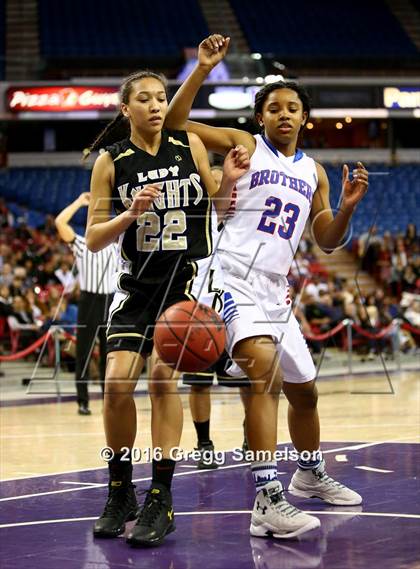 Thumbnail 2 in Rio Linda vs Christian Brothers (CIF SJS D3 Final) photogallery.