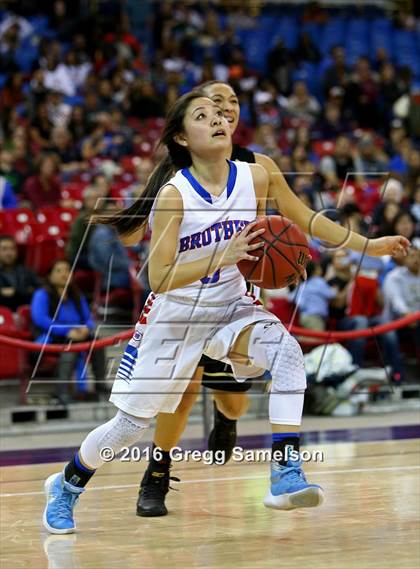 Thumbnail 1 in Rio Linda vs Christian Brothers (CIF SJS D3 Final) photogallery.