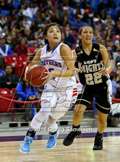 Thumbnail 3 in Rio Linda vs Christian Brothers (CIF SJS D3 Final) photogallery.