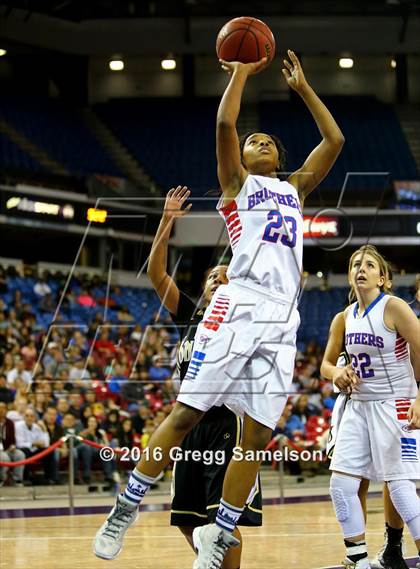 Thumbnail 1 in Rio Linda vs Christian Brothers (CIF SJS D3 Final) photogallery.