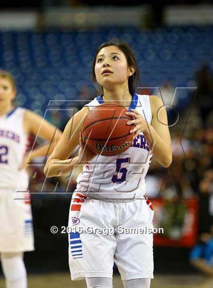 Thumbnail 3 in Rio Linda vs Christian Brothers (CIF SJS D3 Final) photogallery.