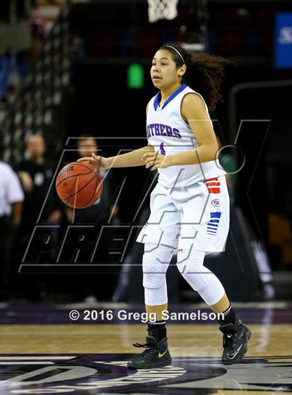 Thumbnail 3 in Rio Linda vs Christian Brothers (CIF SJS D3 Final) photogallery.